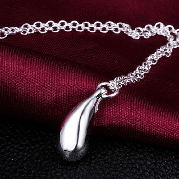 Women’s 925 Sterling Silver Solid Teardrop Pendant Necklace & Earring Set - Picture 3 of 6